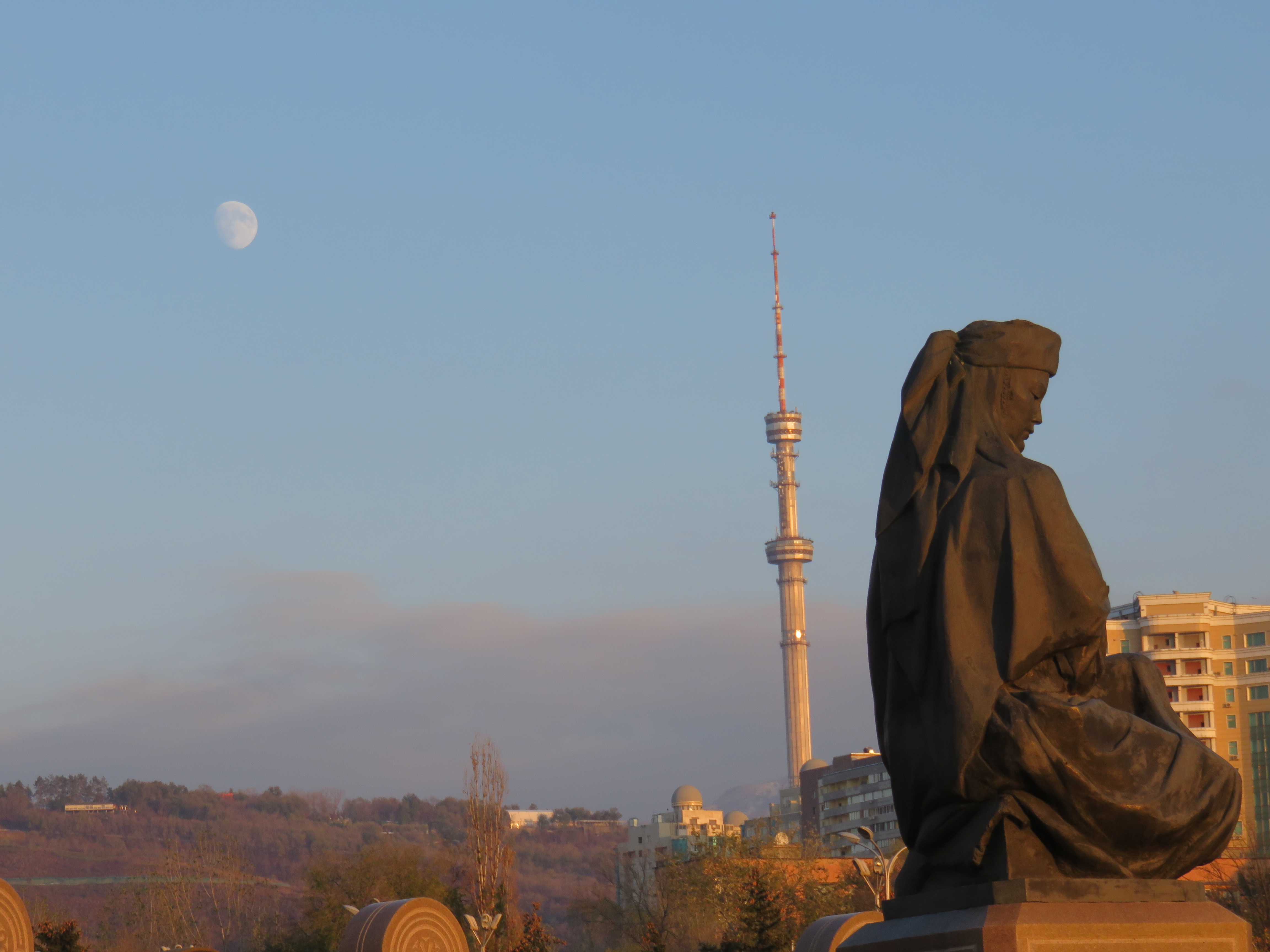 鄰國的文字三年改了兩遍