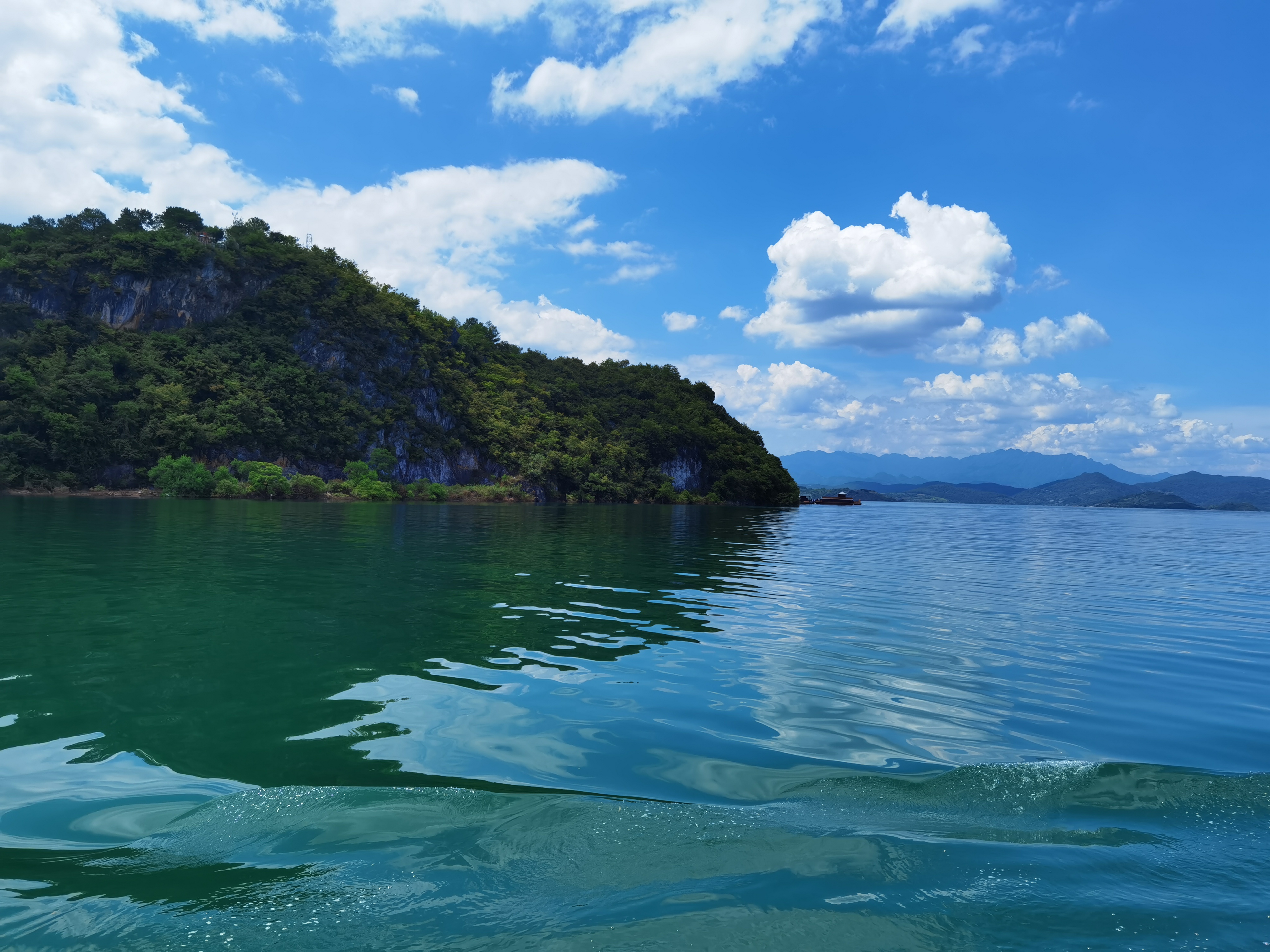 【東江湖】中國人民在林中之城自主建造亞洲第一大壩