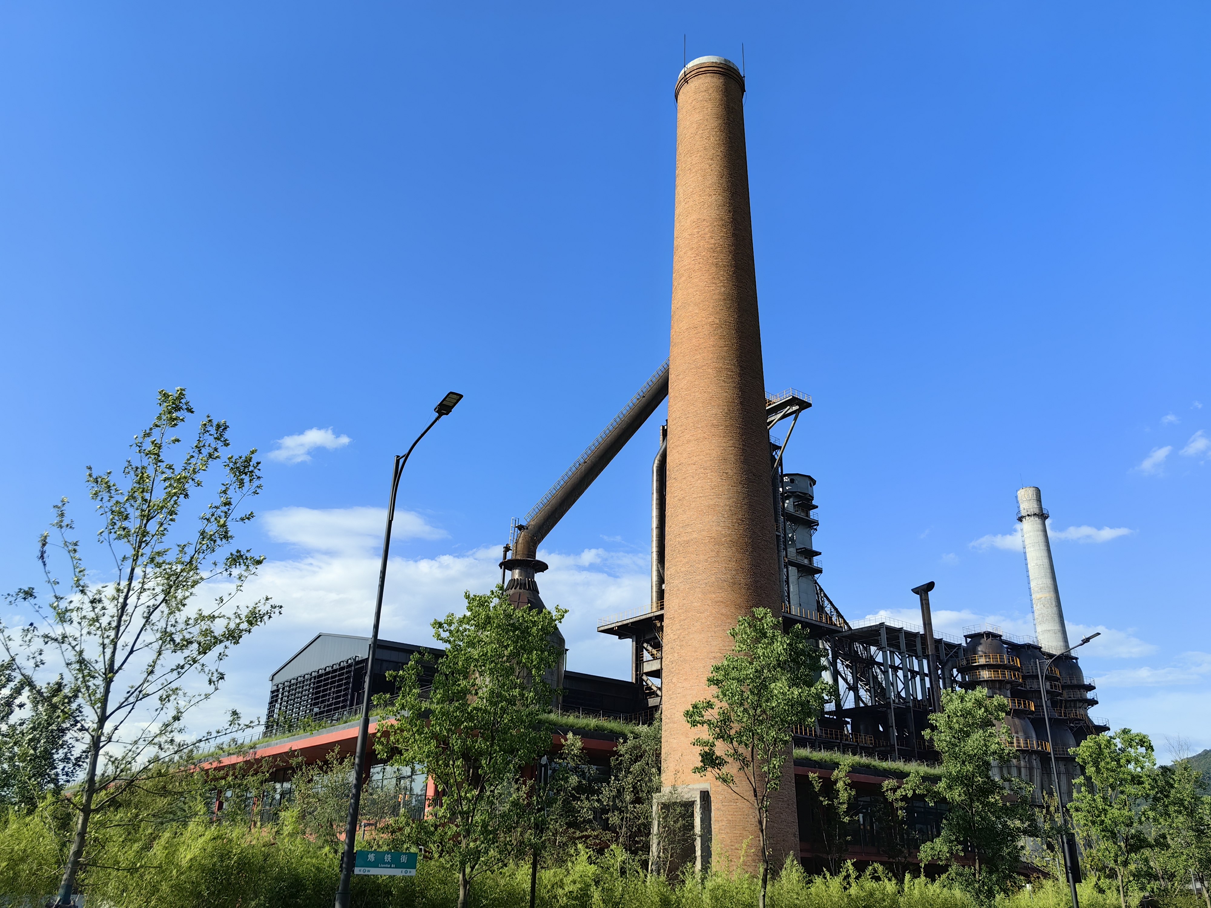  【悲但真】新數據資訊圖告訴您兩個中國也抵不上一個美國！