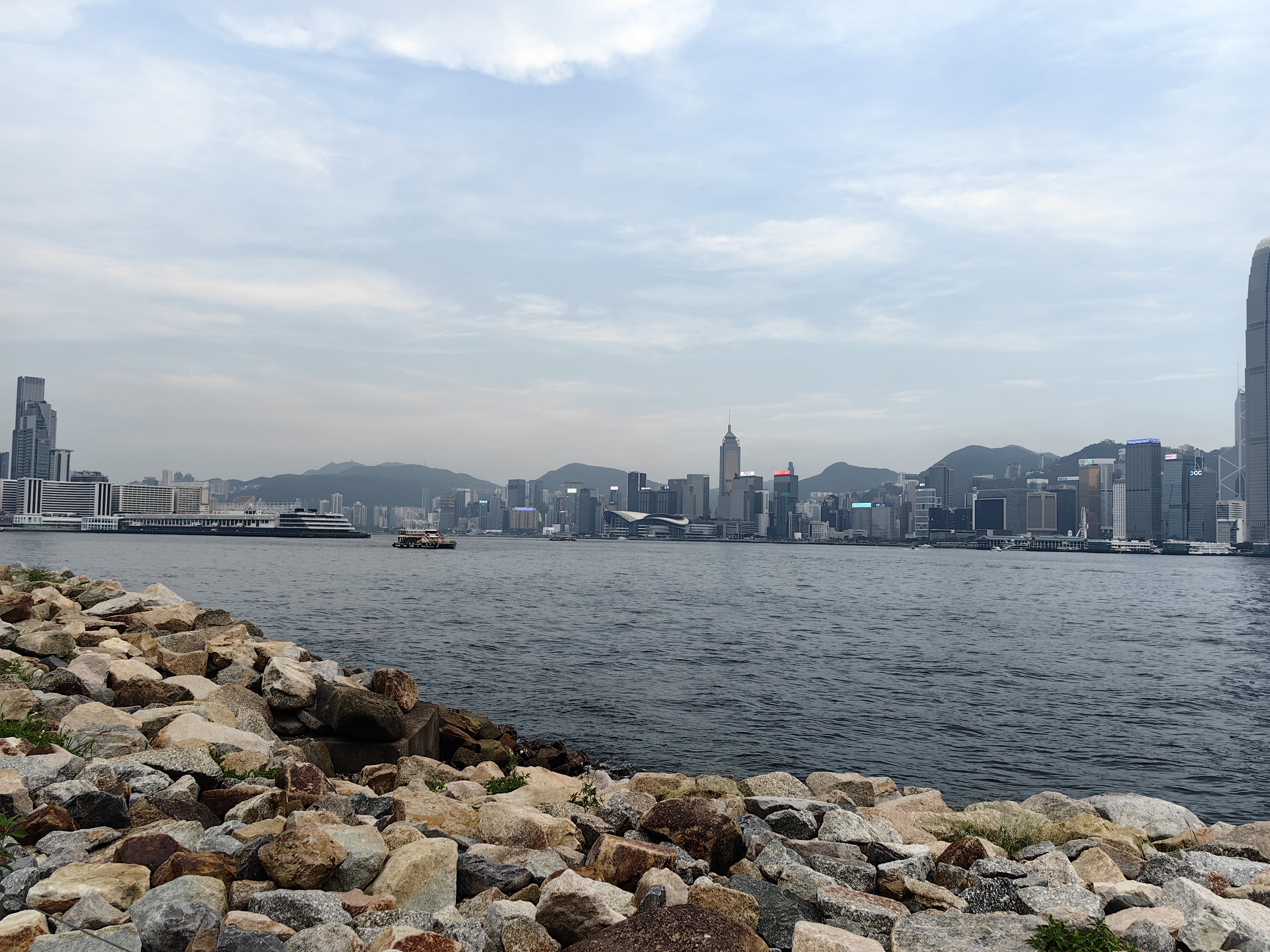 【10月20日】1997亞洲金融風暴波及香港，股災爆發